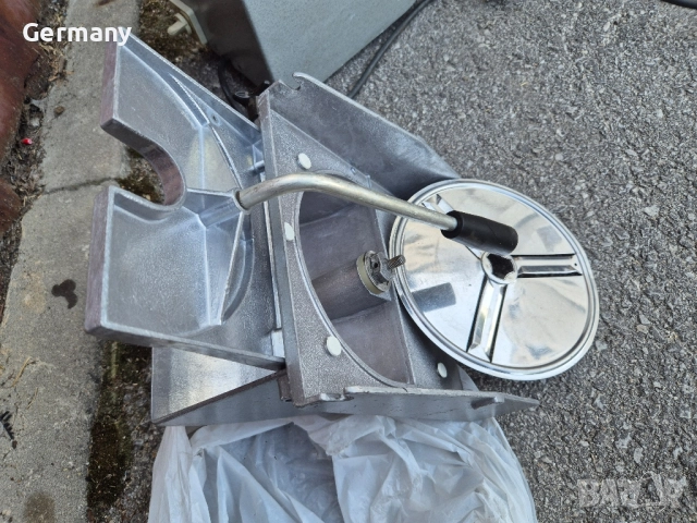 немска месомелачка зеленчукорезачка кутер, снимка 17 - Други инструменти - 51435235