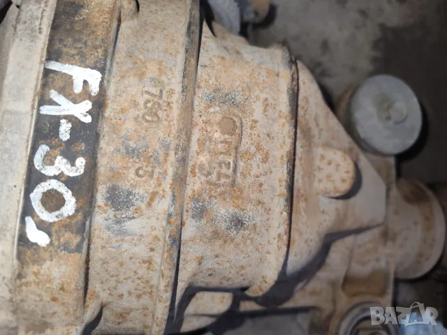 Заден диференциал 
Infinity FX30s
2013, снимка 4 - Части - 48400502