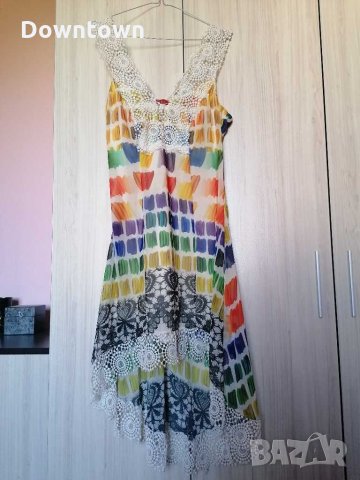 PARTY 21 exclusive/размер М /дамска рокля, дантела, неонови цветове , снимка 1 - Рокли - 29917413