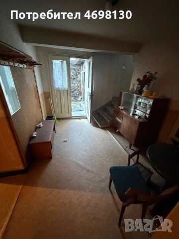 Къща с двор, снимка 8 - Къщи - 52960816