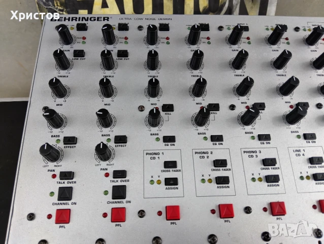 DJ Миксер BEHRINGER, снимка 3 - Ресийвъри, усилватели, смесителни пултове - 50476702