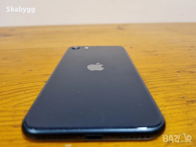 iPhone SE 3rd Gen, снимка 5 - Apple iPhone - 52745811