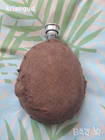 Ретро военна манерка от Българската армия, подходяща за декор