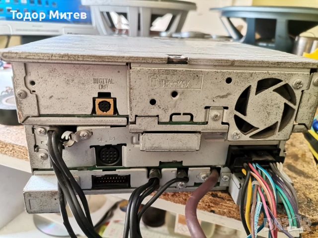 Медиа Kenwood DDX 6029, снимка 3 - Аудиосистеми - 51011449