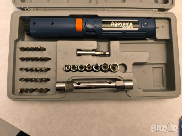  Акумулаторна отвертка с накрайници 25 Е, снимка 2 - Отвертки - 54364536