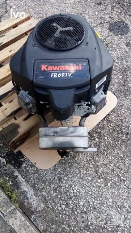 на части двигател KAWASAKI FR691TV и HONDA GCV 520 14hp, снимка 2 - Градинска техника - 37422799