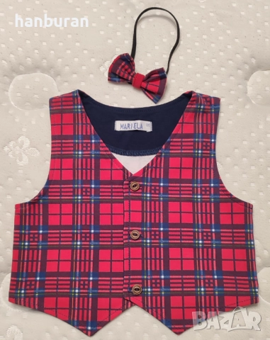 Коледен кариран бебешки елек с папийонка