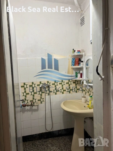 Продава МНОГОСТАЕН апартамент кв.Аспарухово, снимка 7 - Апартаменти - 54209628