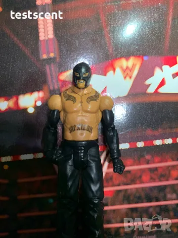 Екшън фигура WWE Rey Mysterio Basic Series играчка Рей Мистерио Black Mask, снимка 9 - Други - 48828541