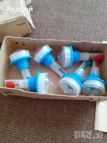 Стар комплект пробки,сигнализатори за акумулатор, снимка 5 - Други ценни предмети - 29665525