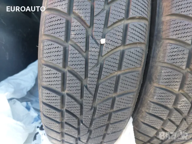 Зимни гуми HANKOOK WINTER i*cept RS 205/70/15, снимка 3 - Гуми и джанти - 48544537