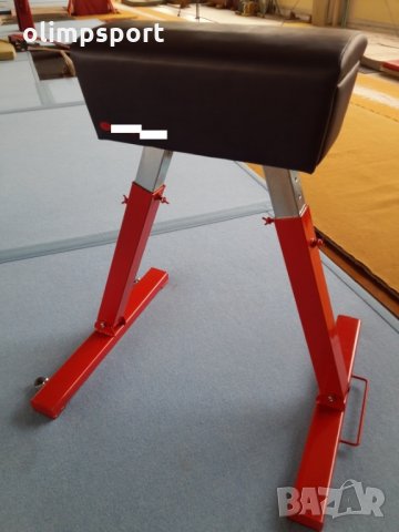 Коза гимнастическа Стабилна стоманена конструкция с телескопично регулиране на височината. 