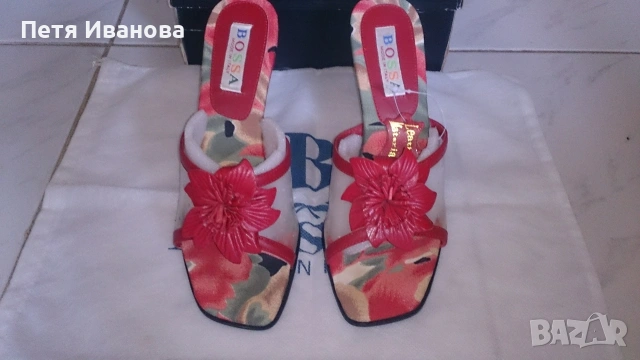 различни обувки и чехли