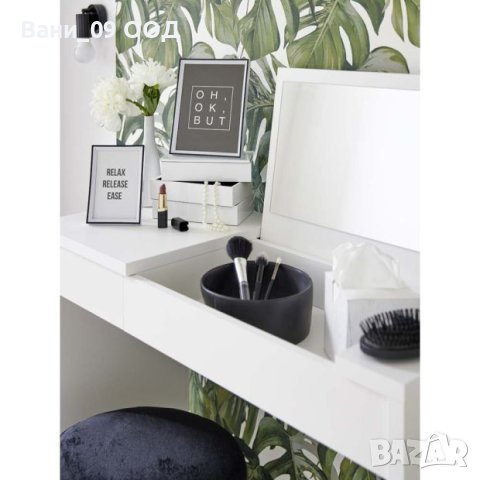 Страхотна бяла тоалетка с чекмедже и огледало, снимка 5 - Тоалетки - 42319553