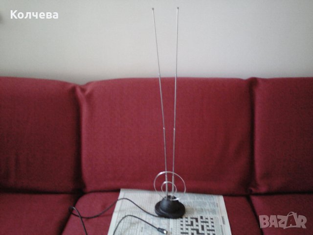 продавам телевизионни антени с 10 метров кабел, снимка 1 - Приемници и антени - 29661051