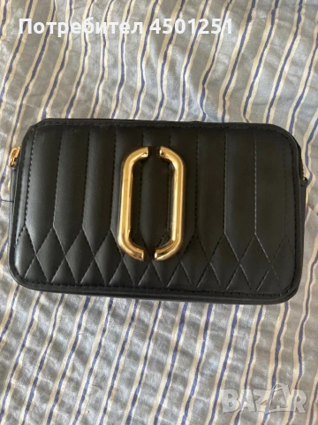 Продавам дамски чанти 