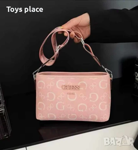 Guess розова дамска чанта за през рамо