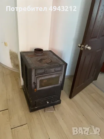 Камина на дърва