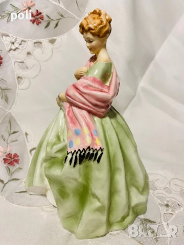 порцеланова статуетка , снимка 4 - Статуетки - 50813930
