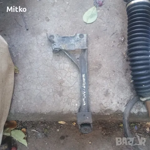 Лапа - Планка Колектор За Тойота Карина 1.6И 16В 1995г / Toyota Carina 1.6I 16V 1995y