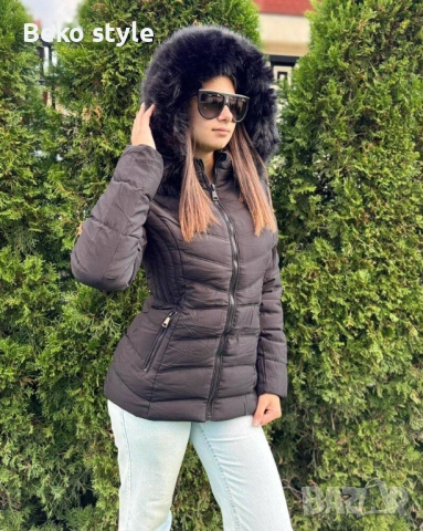 Дамско яке с качулка 