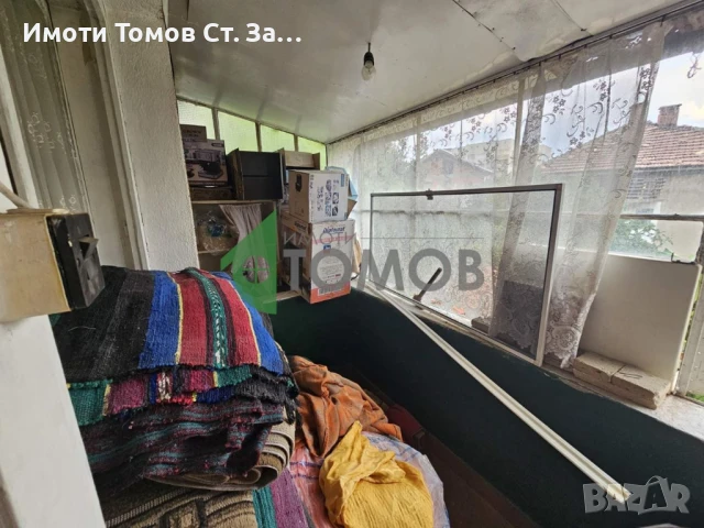 Двуетажна къща в кв. Възраждане, снимка 17 - Къщи - 51095073