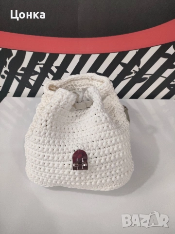 Дамска плетена чанта раничка, снимка 2 - Чанти - 53062840