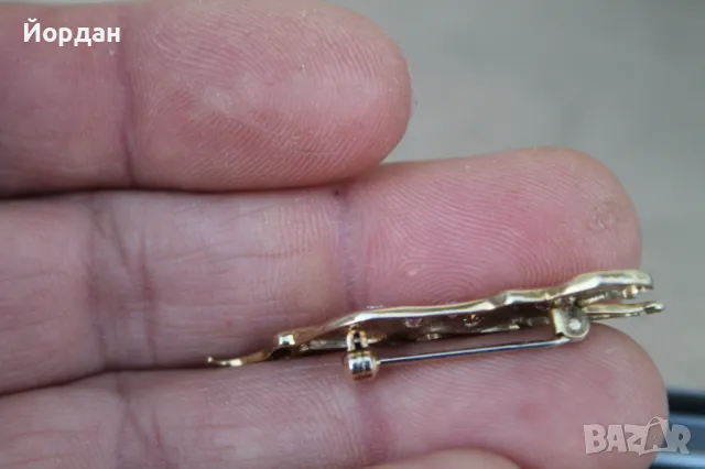 Златна брошка пума , снимка 6 - Колиета, медальони, синджири - 49415073