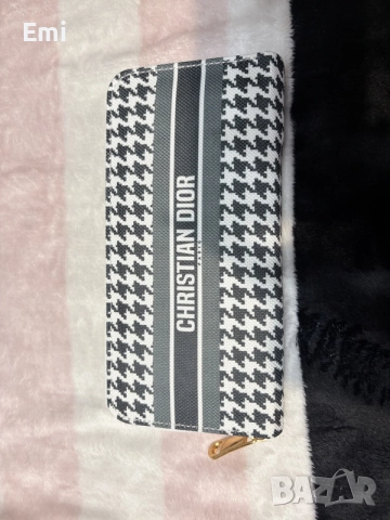 Christian Dior портфейл 