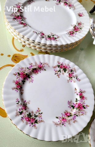 Сервиз за хранене Royal Albert, Lavender Rose , снимка 10 - Сервизи - 53935300