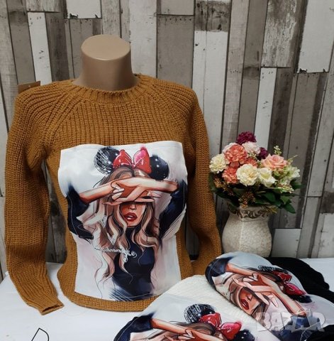 Нови! Пуловер с две лица, блондинка, фотограф и фен на Мини Маус , снимка 4 - Блузи с дълъг ръкав и пуловери - 27105843