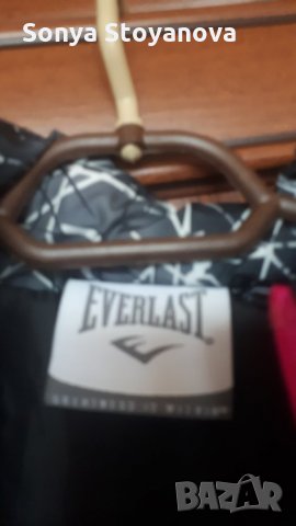 Елек Everlast, снимка 2 - Детски якета и елеци - 30131486
