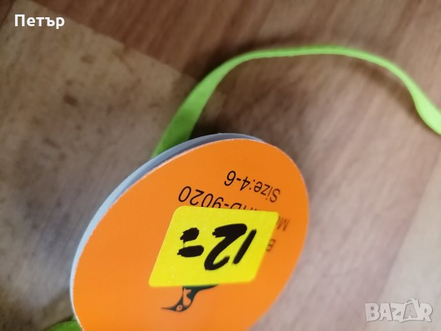 Продавам нови красиви водоустойчиви детски ръкавици с един пръст и връзки за окачване през врата , снимка 7 - Шапки, шалове и ръкавици - 35138175