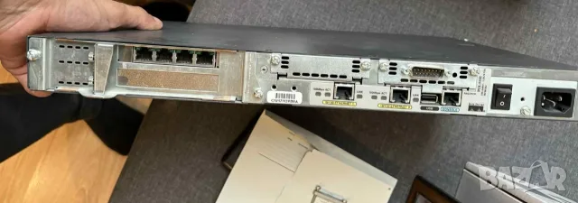 Cisco PIX-515E VPN Network Security Firewall мрежово устройство, снимка 2 - Рутери - 56529794