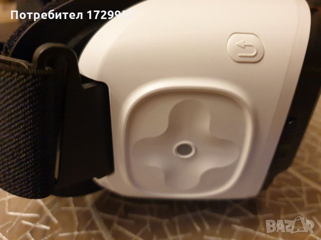 Очила за виртуална реалност Samsung Gear VR, снимка 9 - 3D VR очила за смартфон - 32183339