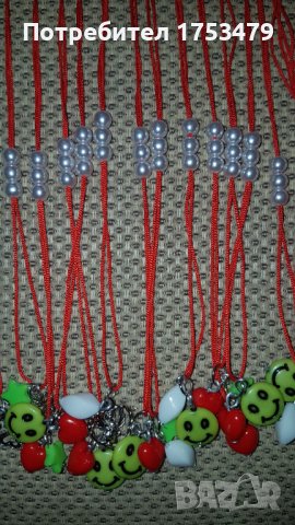 Мартеници дамски, снимка 3 - Колиета, медальони, синджири - 37228465