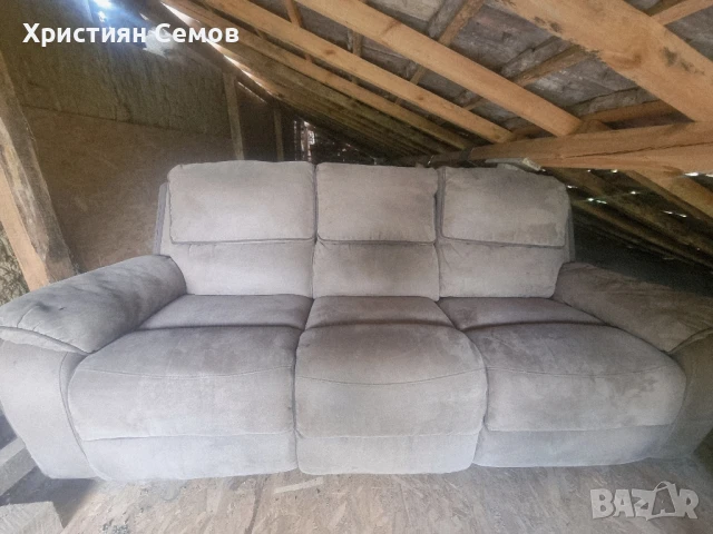 Запазен диван с функция шезлонг, снимка 4 - Дивани и мека мебел - 50839124