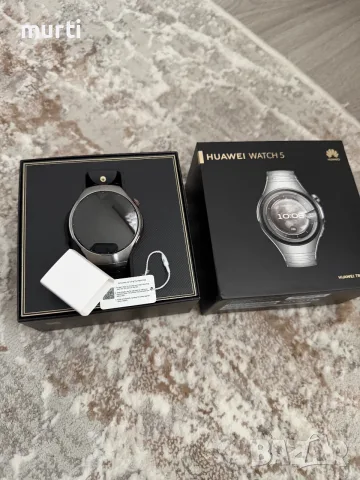 Смарт часовник HUAWEI WATCH 5 46 mm Space Silver Titanium Strap 46 MM , като нов , снимка 2 - Смарт часовници - 55945055