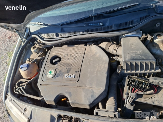 Шкода Фабия 1.9 SDI на Части, снимка 6 - Автомобили и джипове - 52899340