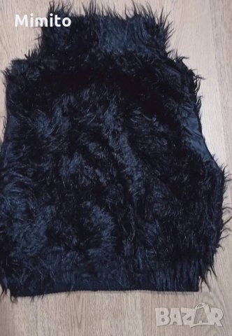 Пухен елек xs, снимка 2 - Елеци - 34495923