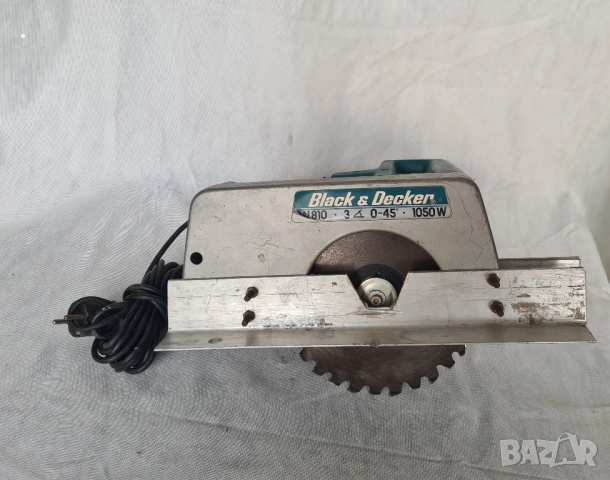 Ръчен циркуляр Black & Decker