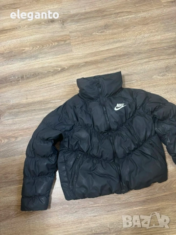 Уникална дамска пухенка Nike Sportswear Down Fill Statement Jacket Oversized , XS размер, снимка 4 - Якета - 53887742