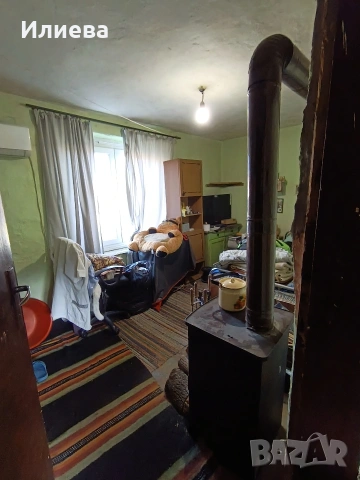 Продавам къща, снимка 3 - Къщи - 53955949