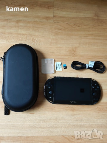 PS Vita 2000 (128GB) с Aксесоари