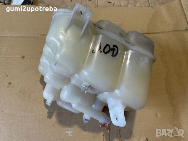 Разшерителен Съд Охладителна Течност 7P0121407 Porsche Cayenne 3.0D 92A/EG22/2012, снимка 2 - Части - 50706656