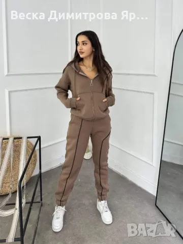 Дамски комплект
Ватиран 
, снимка 5 - Комплекти - 47525888