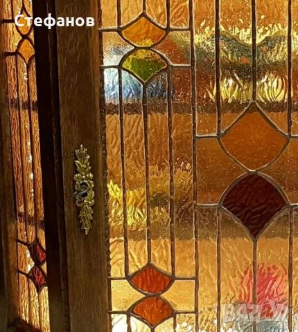 Уникална класическа витрина с ръчно изработен витраж и осветление, снимка 5 - Антикварни и старинни предмети - 53090092