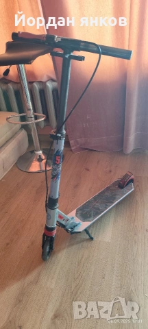 тротинетка с ръчна и задна спирачка