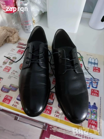 Чисто нови Мъжки кожени обувки Lasocki 2025