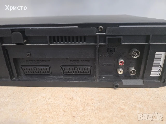 📼 JVC HR-J672 Video Cassette Recorder 📼, снимка 7 - Плейъри, домашно кино, прожектори - 50443256